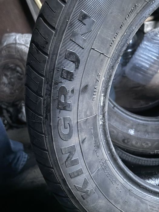 Продам резину 235/60/16