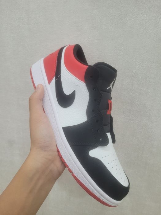 Кроссовки Nike Air Jordan 1