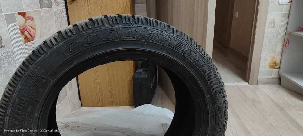 Продам зимнюю резину