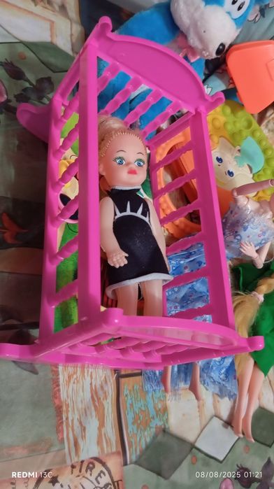 Igrushkalar sotiladi