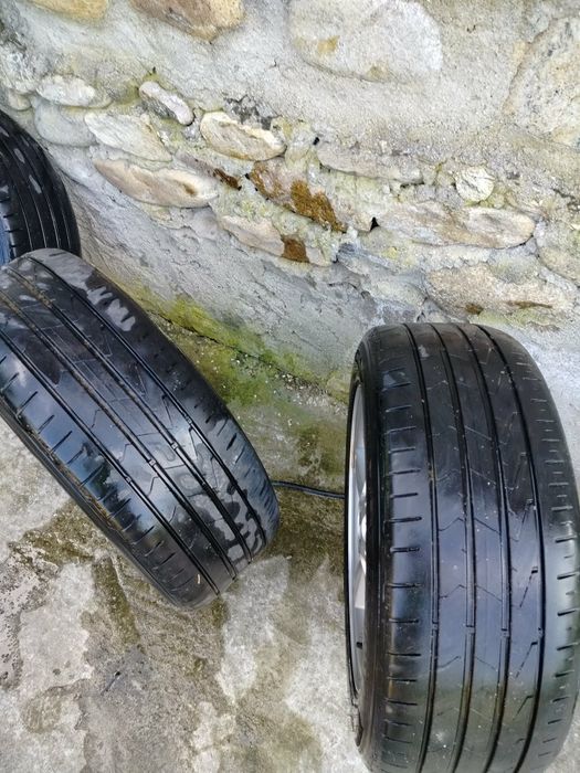 Vând jante BMW E46 R16 cu anvelope vara Hankook
