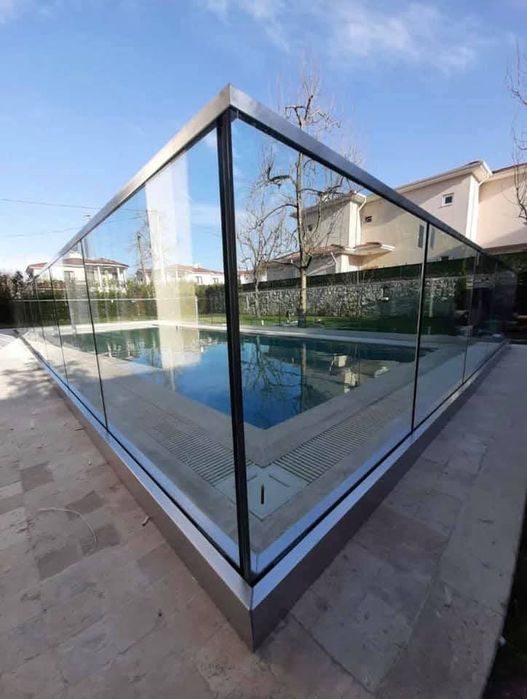 Алуминиеви и Стъклени Парапети