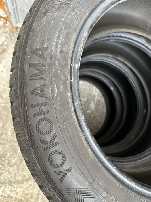 4 anvelope iarna 225/60R18 yokohama dot 2222 6 mm
