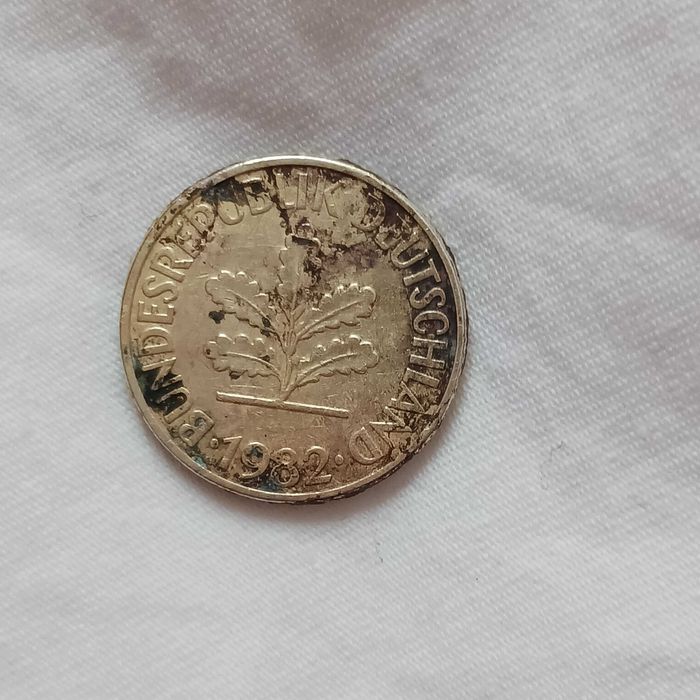 Стари монети от 1980 и 1973година