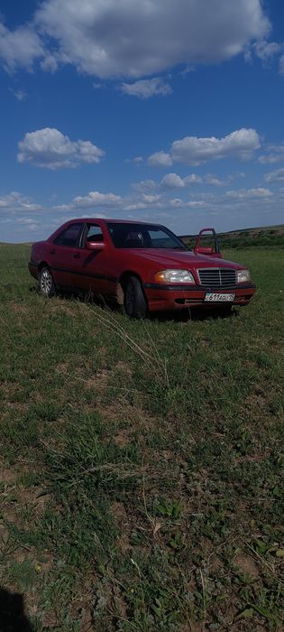 Mercedes 1994 yars