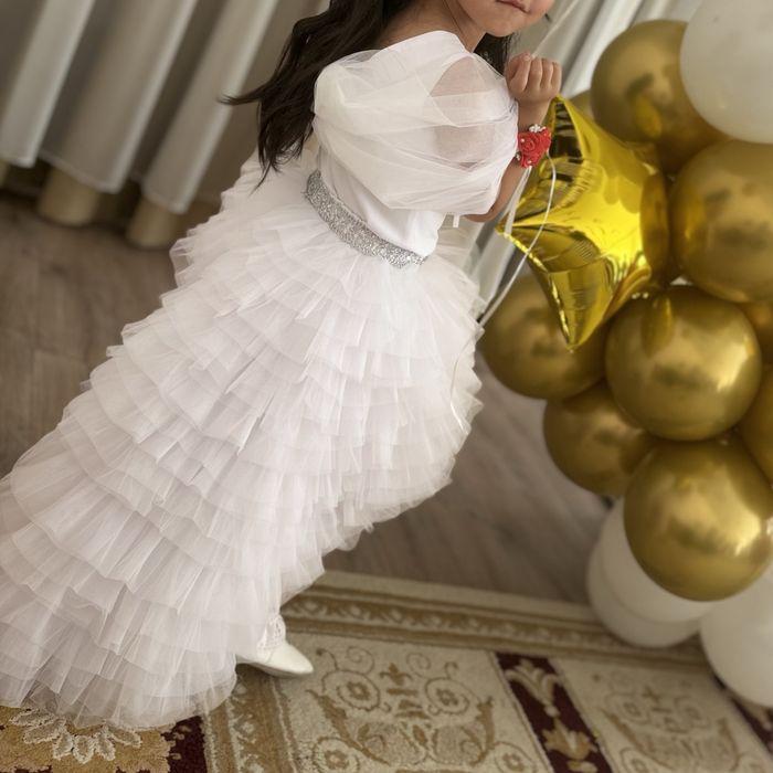 Продам нарядное платье