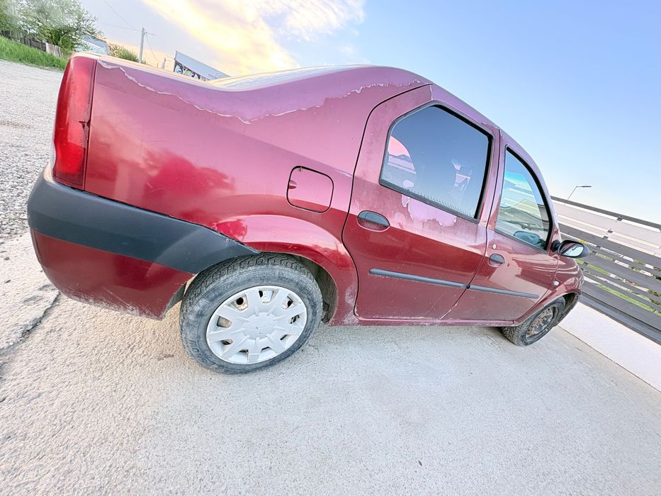 Dacia Logan 2005 benzină