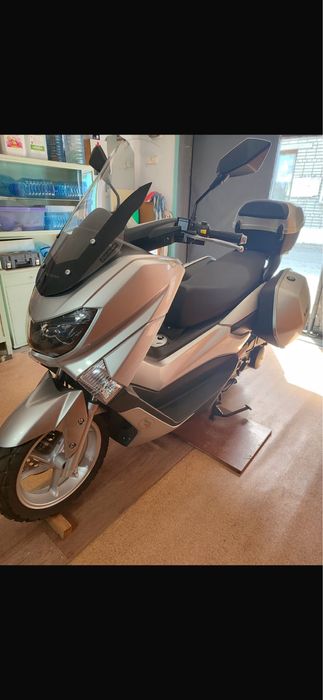 Продам скутер с маленьким пробегом