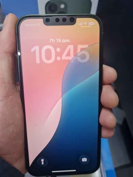 IPhone 13 128GB Green