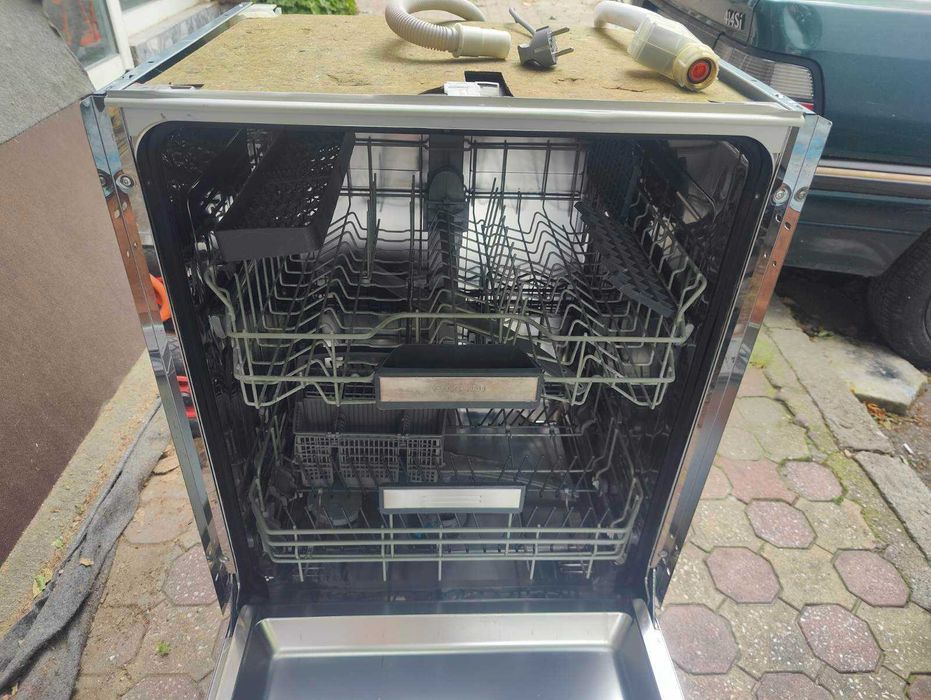 Съдомиялна машина за вграждане GAGGENAU (клас А++) с Гаранция !