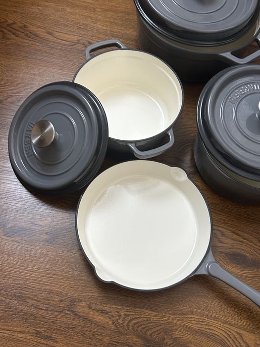 Uakeen qozon set