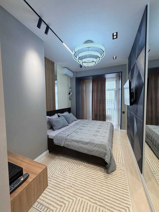 Сдается квартира 2ком 70м2  Айбек