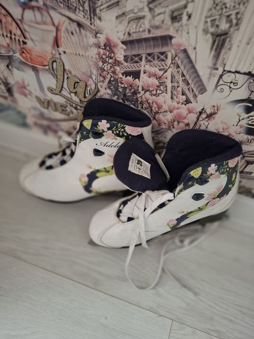 Продам коньки в хорошем состоянии