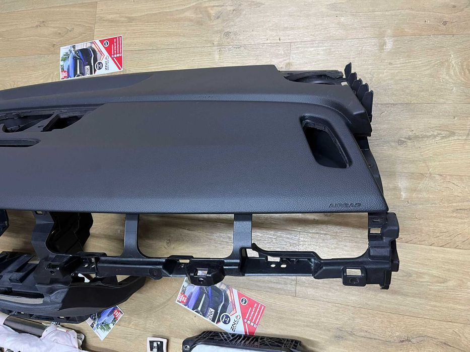 Audi Q7 4M - plansa bord - kit airbag volan pasager cortine - centuri