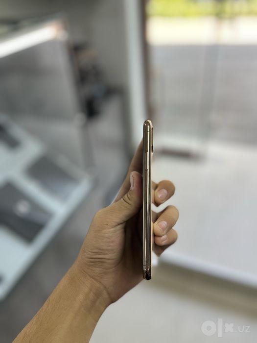 Iphone xs gold 256
