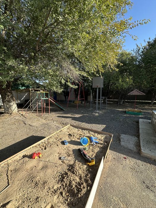 Продам дом с большим участком