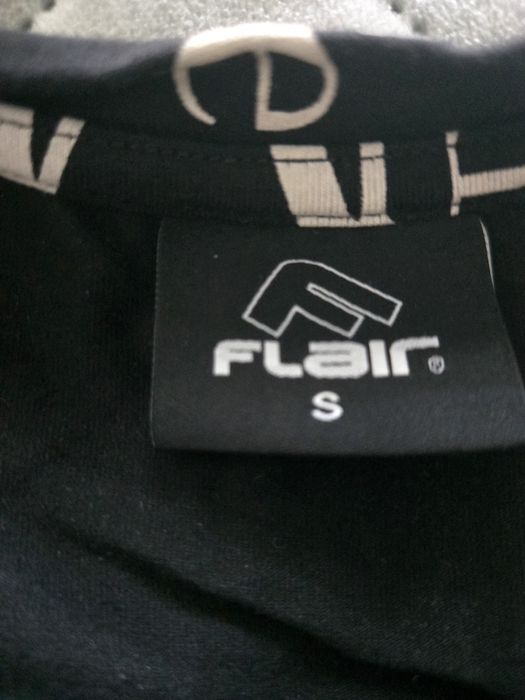 Дамски рокли Flair