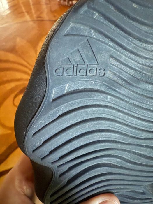 Yeezy 450 (серия Yeezy от adidas)