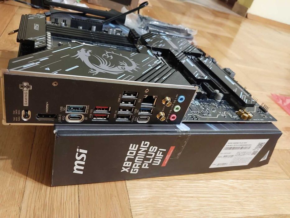 AMD Ryzen 9 7950X3D + MSI X870E Gaming Plus Wi-Fi