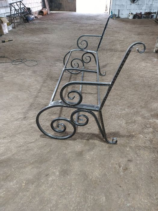 Продаётся скамейка