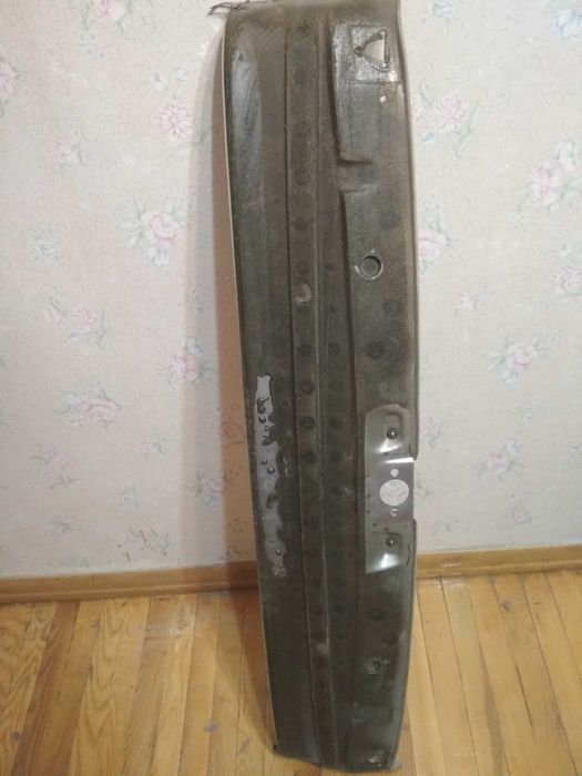 Автозапчасть. Ваз 2106. Панель потолка солнцезащитная.