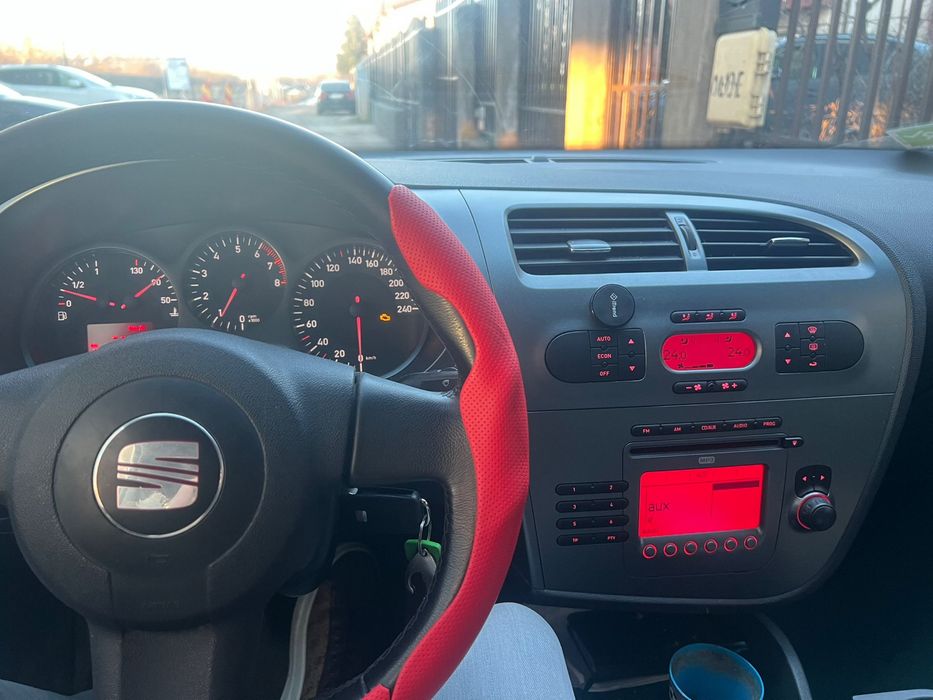 Vand seat leon 1.6 benzina+gpl 2008