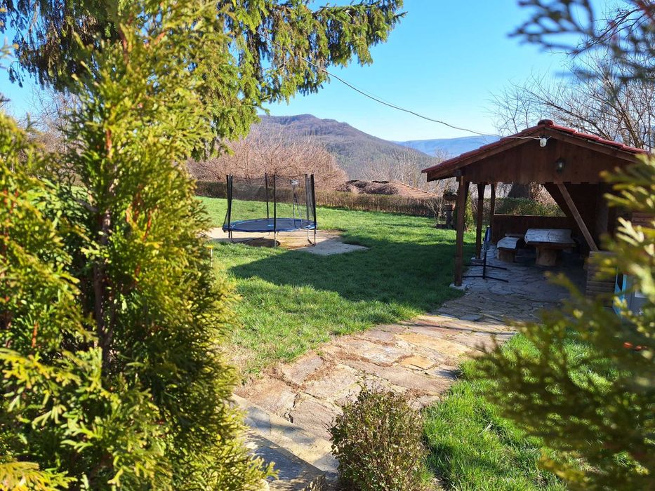 Продава се Къща в с. Черни връх, Област Шумен - 200 кв.м за 549 €/кв.м - Снимка #5