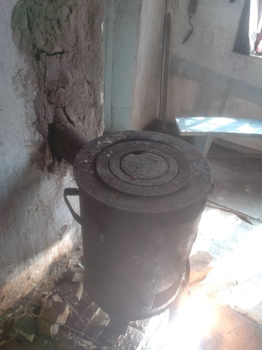 Котёл заводской.