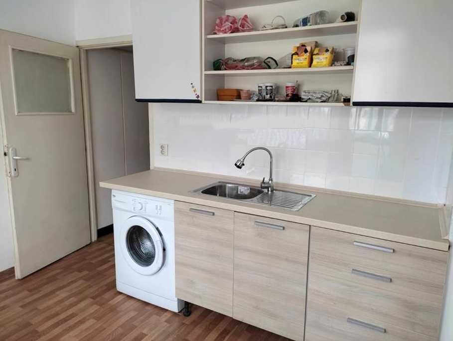 Дава се под наем Тристаен апартамент в София, Света Троица - 78 кв.м за 509.49 € - Снимка #2