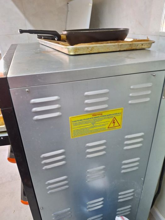 Печь   газовая новая