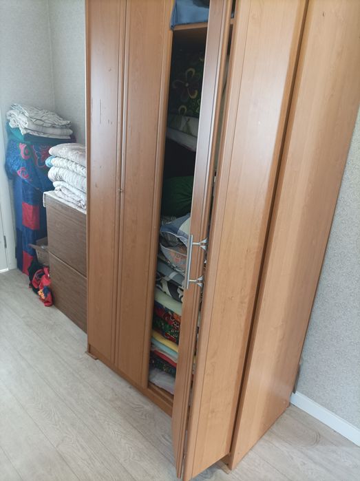 Шкаф продам шкаф