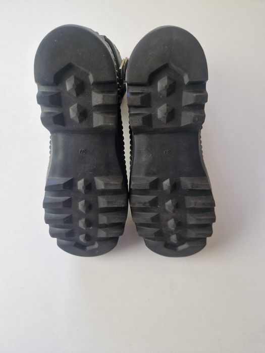 KARL LAGERFELD оригинални зимни обувки