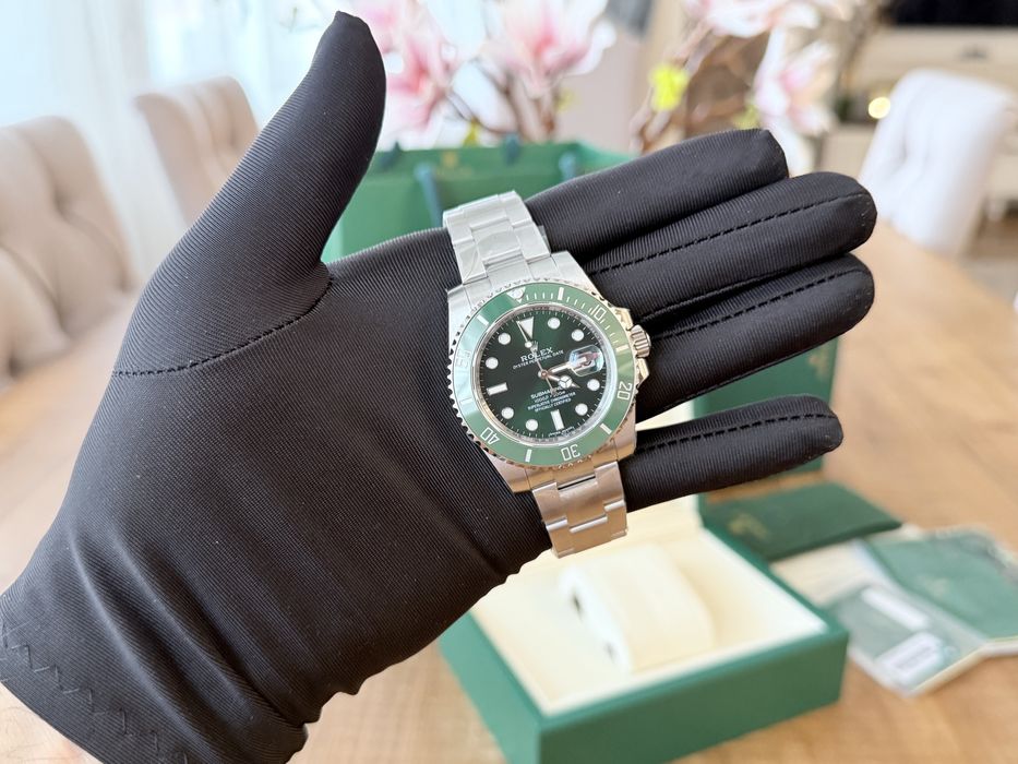 Часы Rolex Submariner “Hulk”