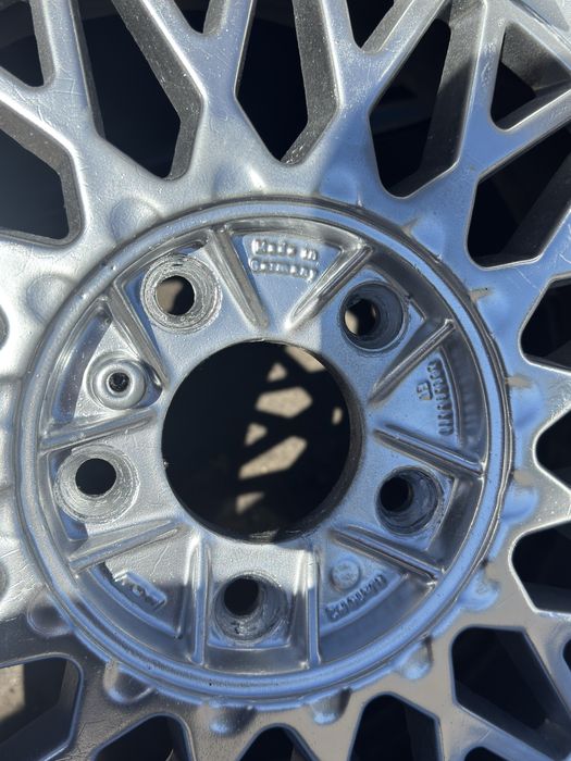 BBS R16 8j ET8 5:120