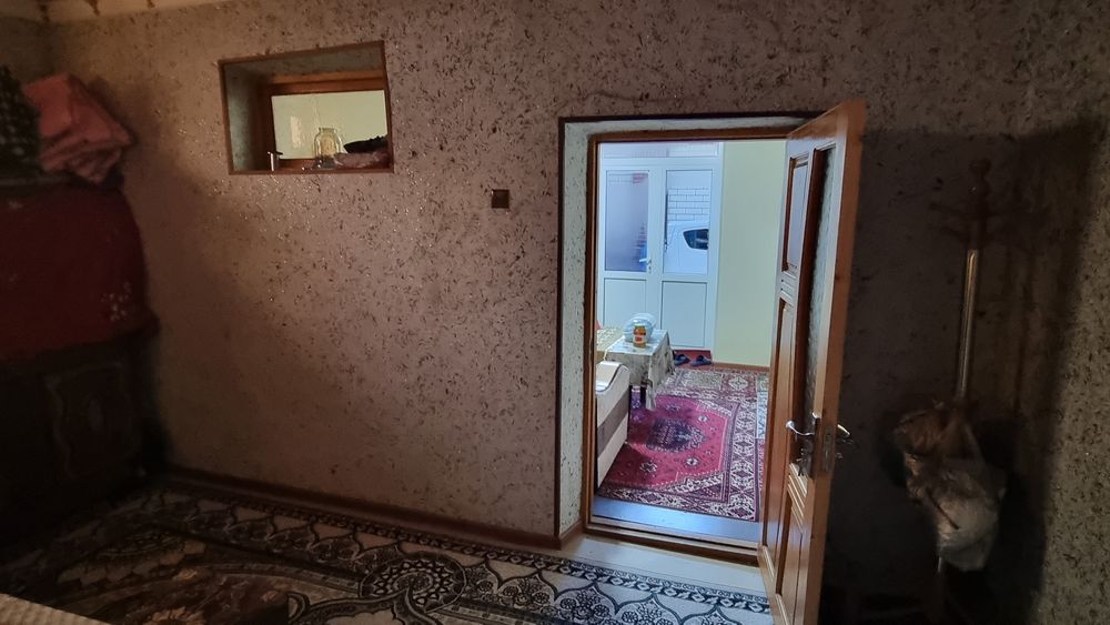 Ховли уй сотилади