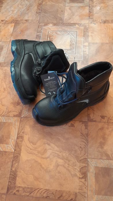 Рабочие  зимние ботинки