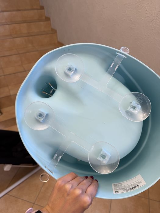 стульчик поддержка для ребенка в ванной