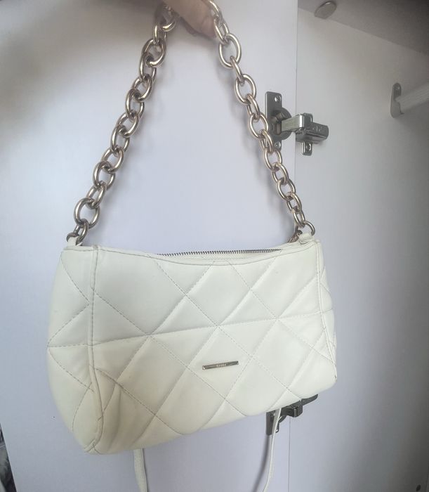 Geanta alba Bershka