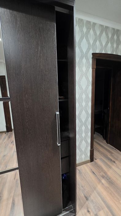 Продам шкаф для одежды