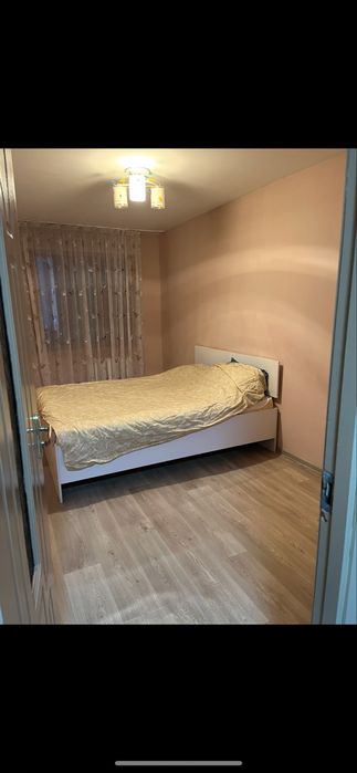 Кровать с матрасом 1600х2000