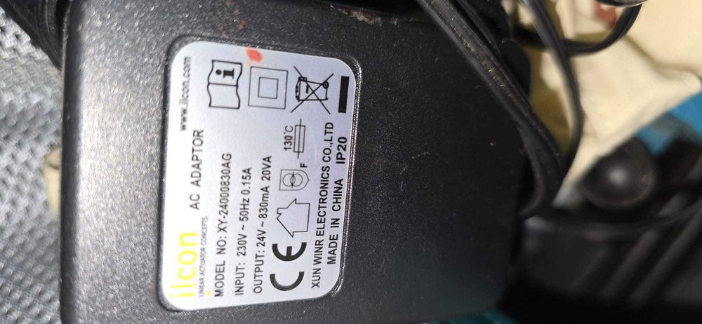 De vanzare elevator electric transfer pacienti,nou.Detalii la nr de tel 0773830107.
