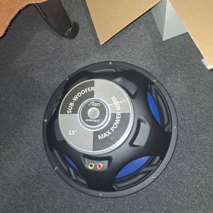 Difuzor subwoofer 15 inch ,alien