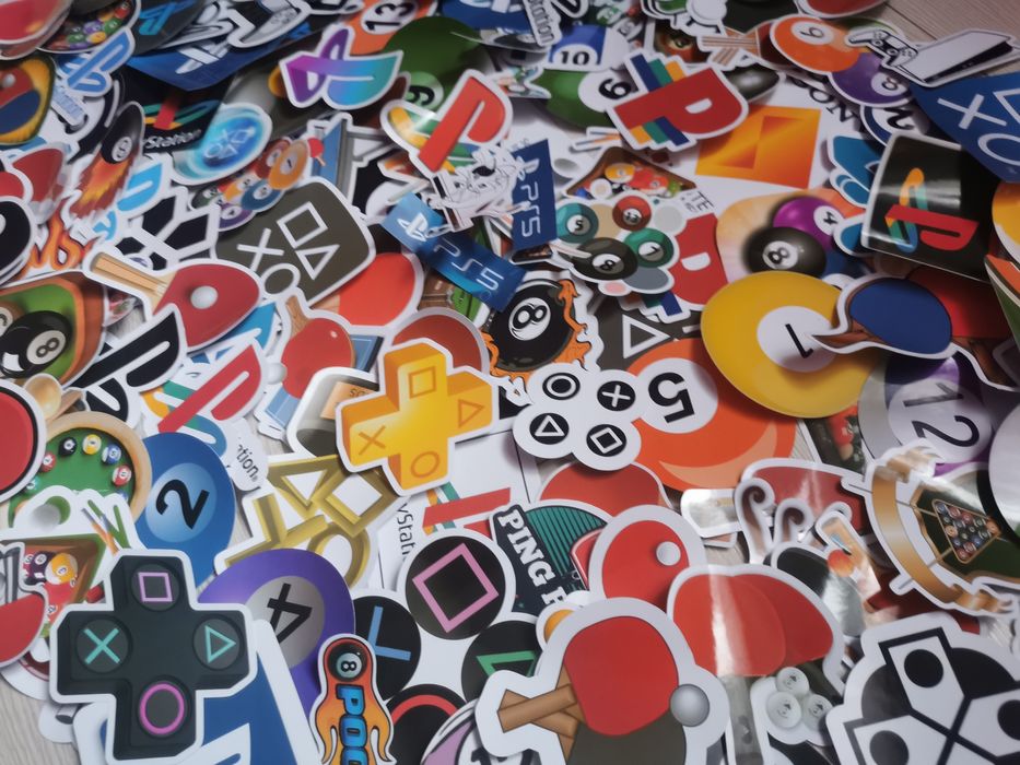 Stickere/ Stickere auto custom made/ Stickere la comandă