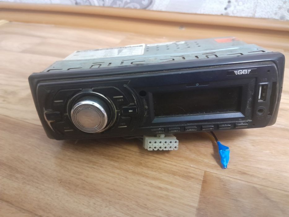 Продам могнитола GB
