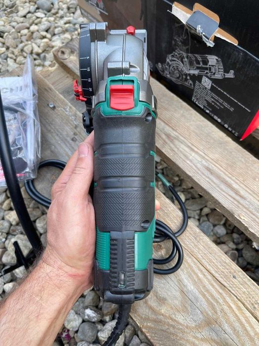 Mini ferăstrău circular HYCHIKA 500W, 4500RPM