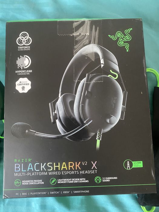 Игровые наушники Razer blackshark v2 x