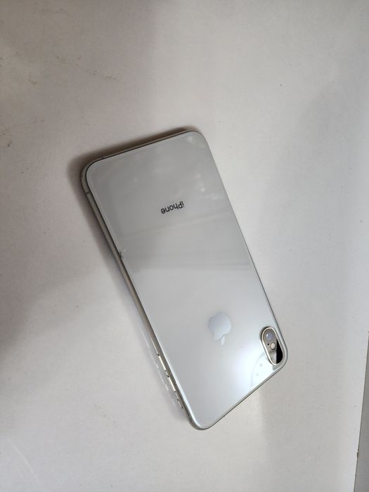 Iphone XS MAX 64GB Bat 100% Uselenniy