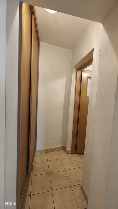 De inchiriat garsoniera,zona pizzeria Grande.