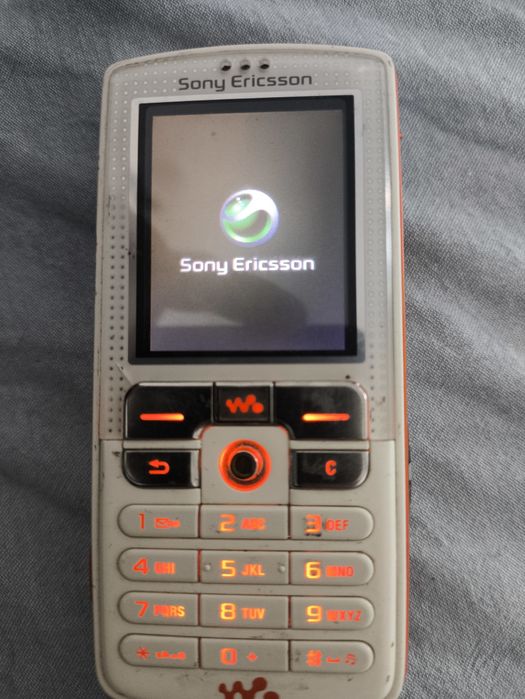 Sony Ericsson W800i - Alb