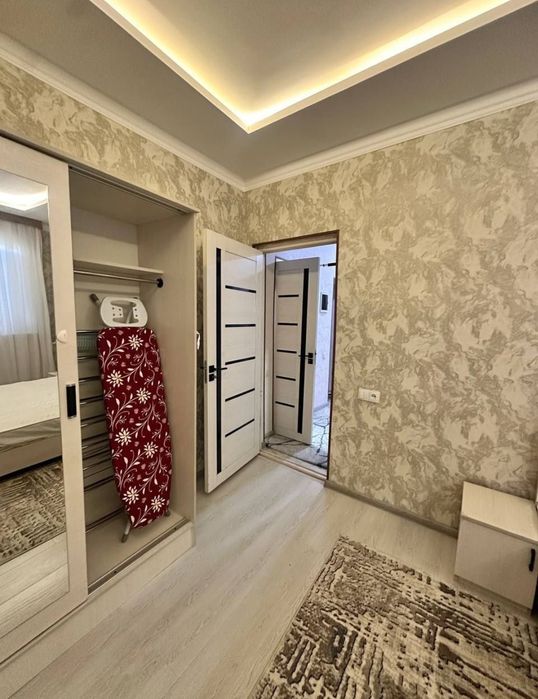 Ц-6 метро МИНОР сдаётся 2х комнатная квартира полностью упакованная.